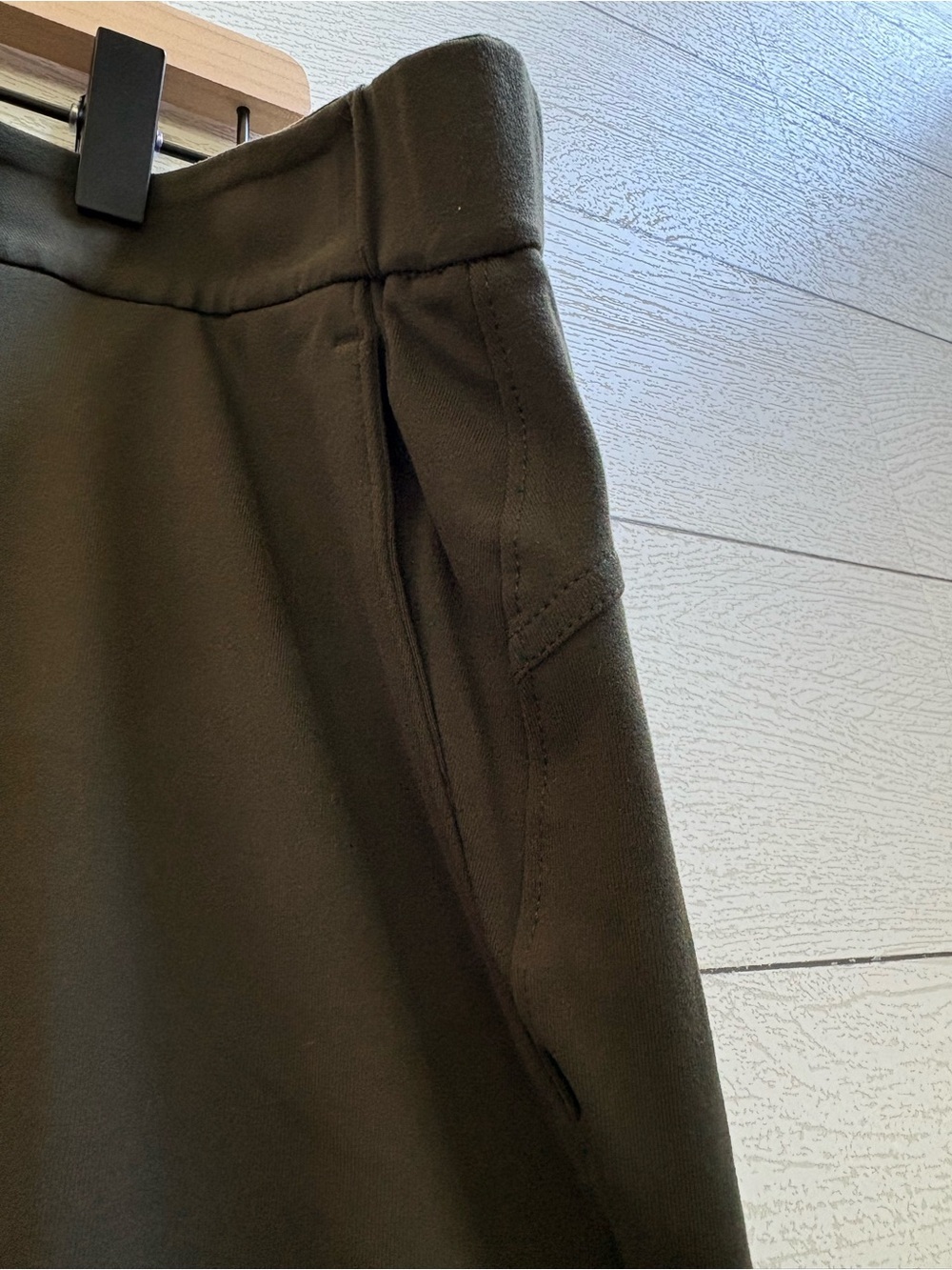 Public Rec Men’s Performance Golf Shorts Olive Green Stretch Size 36 9” - Picture 5 of 11